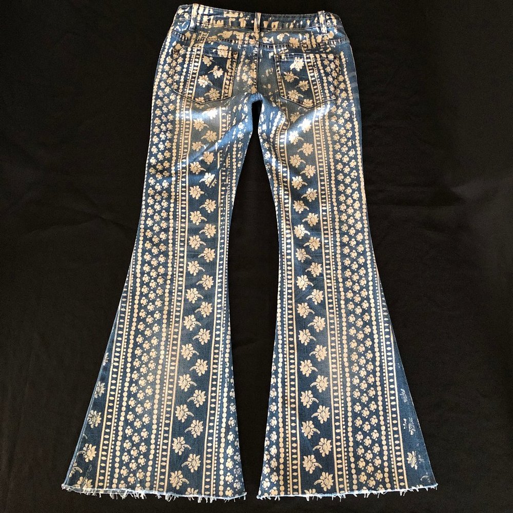 Rare Free People Bali Mantra Flare Jeans Sz 26 - Picture 7 of 16